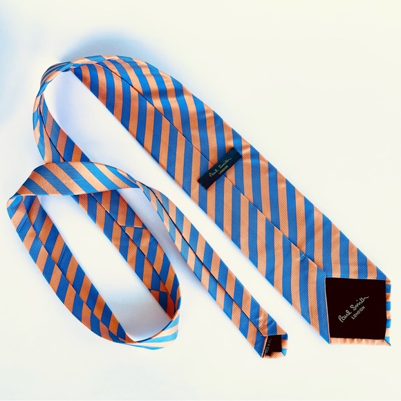 Paul Smith London Tie, Cufflinks, and Pocket Square Gift Set - Picture 5 of 16